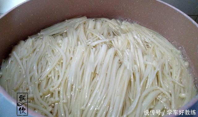 清爽|这菜清爽开胃,三五分钟凉拌上桌,容易上火的日子里,我们要常吃