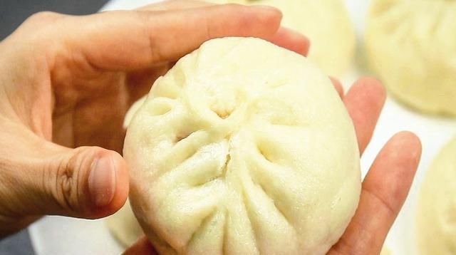  包子|发面时、只放酵母和糖还不行！多加2味，包子又香又软又白还好吃