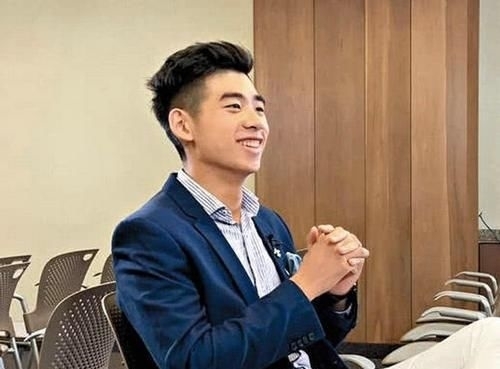  哈佛|辛奇隆：21岁东北小伙近满分入哈佛，何鸿燊陪嫁14亿将28岁爱女娶