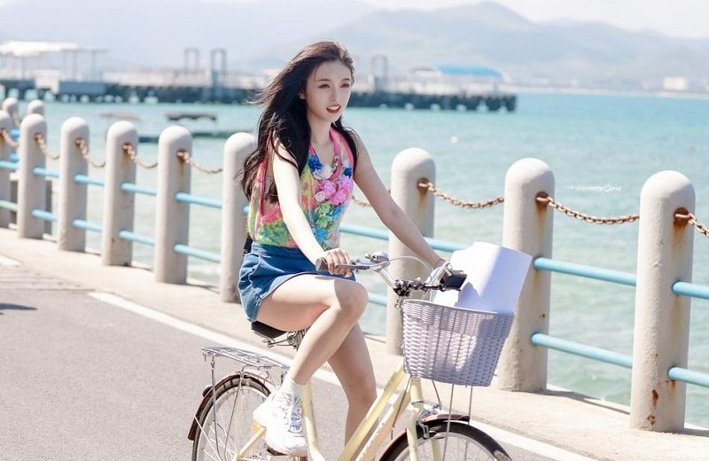  超越|《中餐厅4》热播之后，流量小花杨超越也前来凑热闹