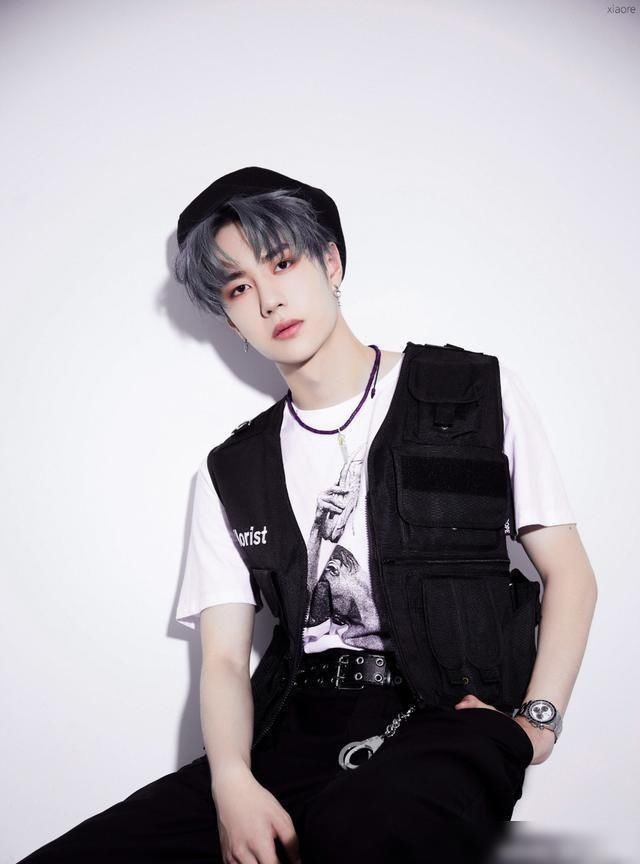  男演员|王一博中继肖战，登机明星权力榜华语男演员Top1