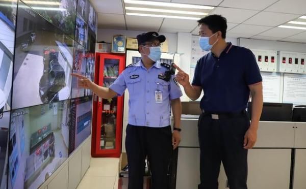 医院|这里的医院有帮“院警”,专“治”小偷医闹号贩子……