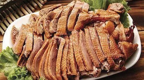 故事|【舌游中国】一只大白鹅的故事，看到最后一定要管住你的口水哦