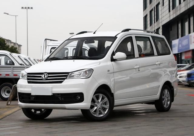 设计|售4.19万的国产面包车，7座布局+大空间，比五菱宏光实用