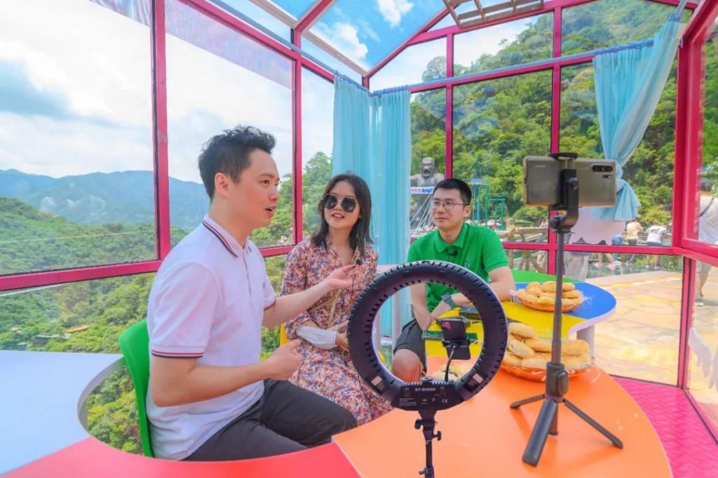 世界纪录|12项世界纪录！12个网红打卡地标！古龙峡最新攻略！拿走不谢！