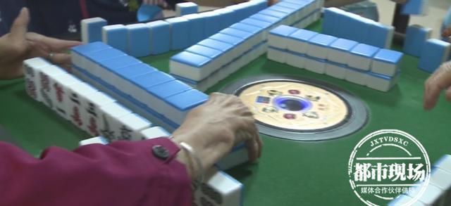  身亡|六旬老人打麻将一小时，突然倒地身亡，牌友：没有任何征兆