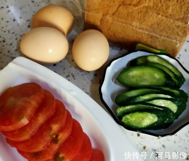  家庭版|家庭版三明治，快手早餐，营养丰富