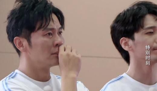  荧幕外|《跑男》迎来100期纪念日，邓超陈赫悉数登场，李晨baby郑恺泪洒现场