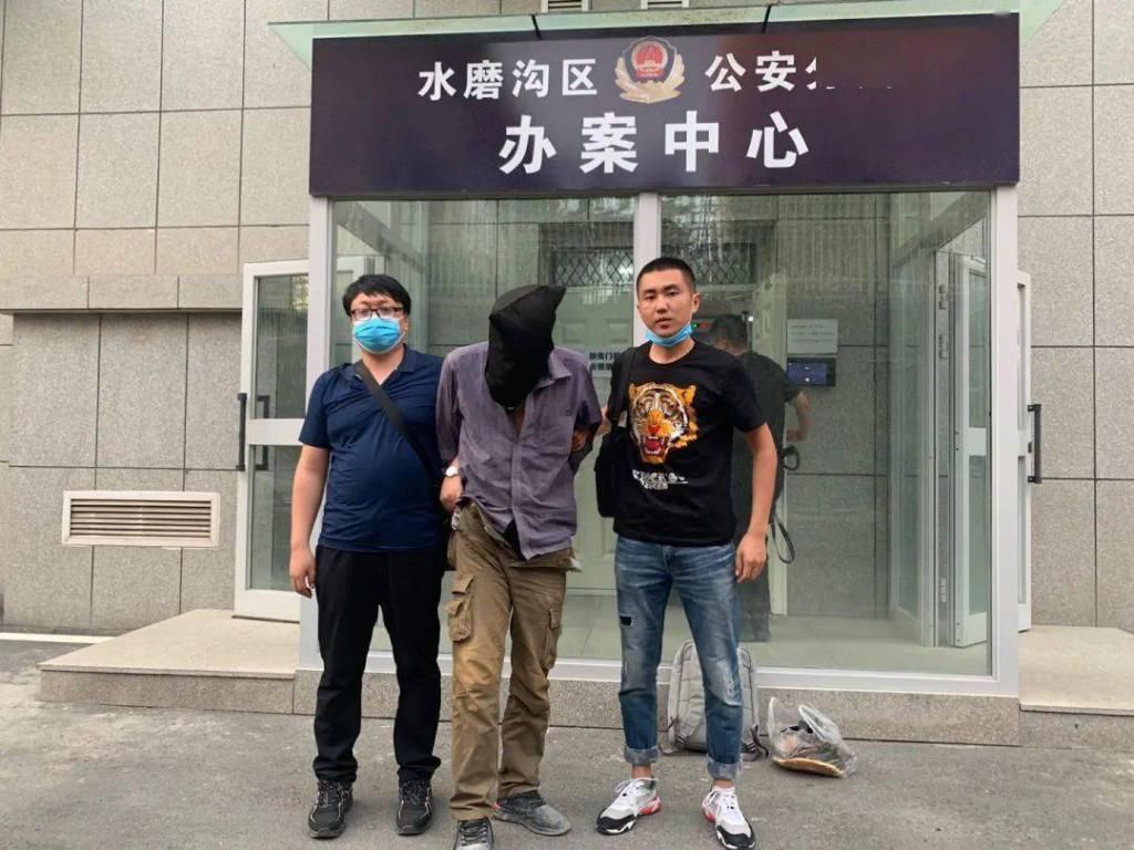  成功|抢劫出租车杀人抛尸，达旗尘封24年命案成功告破！