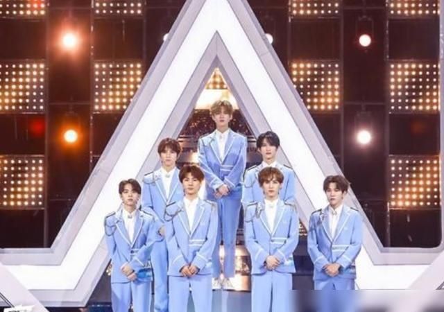  男团|《少年之名》男团出道就糊，就连名字都被吐槽，像是在闹着玩