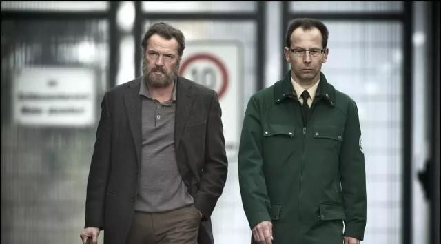  余生|父亲筋疲力尽余生，只是为了给女儿伸张正义