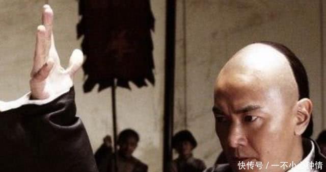 v4|霍元甲1v4战死台上,后来墓穴被打开,日本羞愧难当,不敢说话!