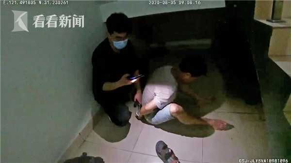  逮住|溜门贼每天准时“上下班” 躲地下三层被民警逮住