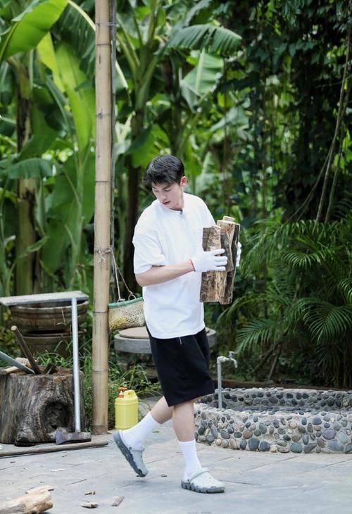  参加|《向往的生活》玩砸了？许光汉这一趟，挺让人“意外”的