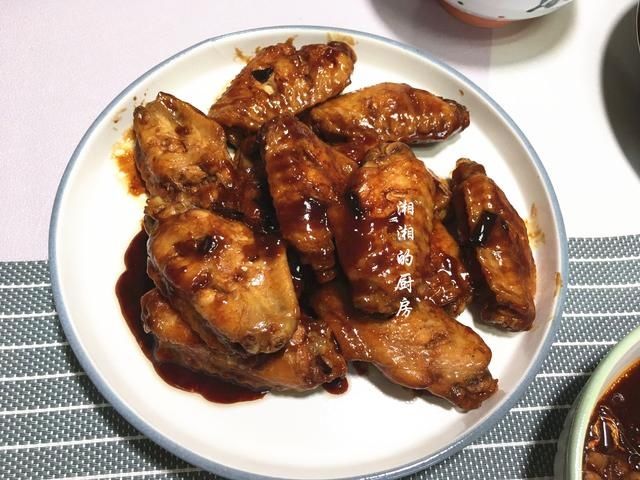  朋友|这顿午餐，满满一桌家常菜，网友：请到家吃饭的都是真朋友