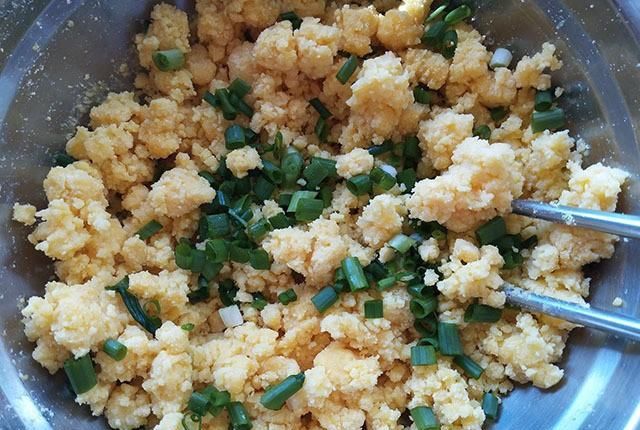  萝卜丝|早餐吃它，不揉面不发酵，比包子馒头简单多了，营养香脆家人都爱