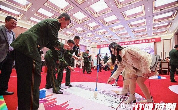  武警湖南总|兵哥哥遇小姐姐 军地“鹊桥会”现场26对嘉宾牵手成功