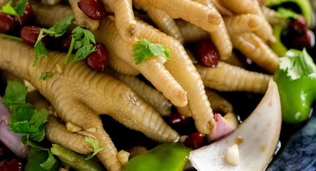  适量|大热天怎能少了它！酸辣开胃，好吃到手指嘬个遍