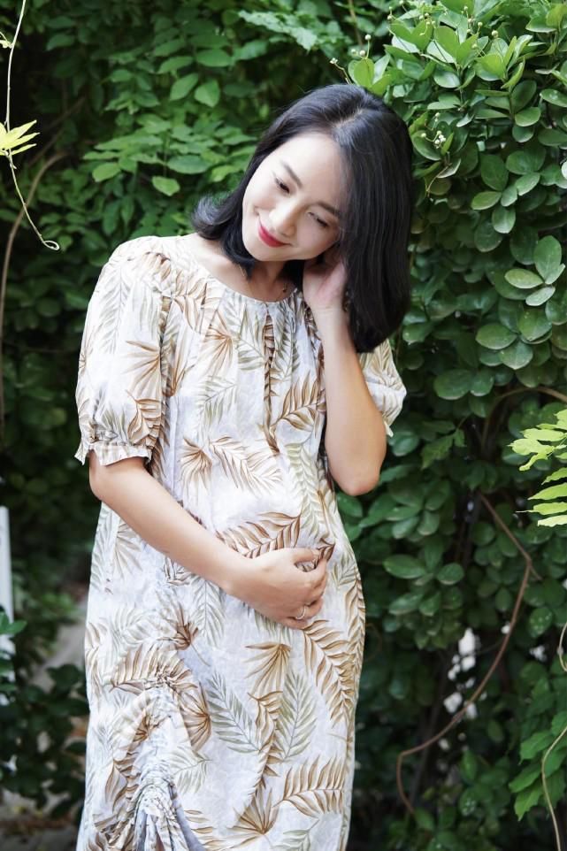  影响|朱丹晒自己二胎孕照，39岁高龄产妇怀孕没有影响，真是逆生长