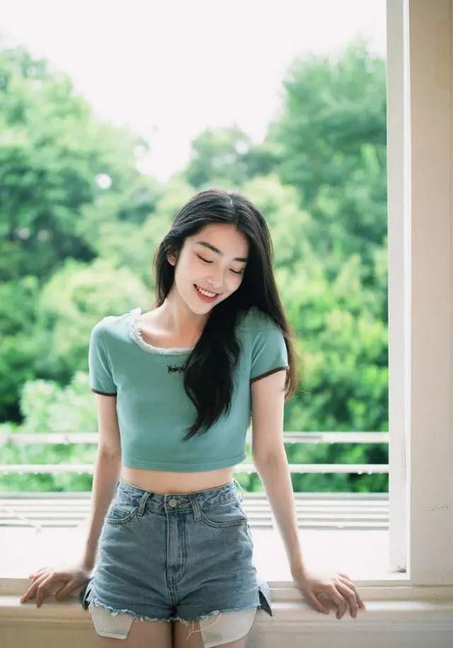 拍照|拍照应该怎么笑,11个关于“笑”的拍照姿势,每一个都能拍得很美