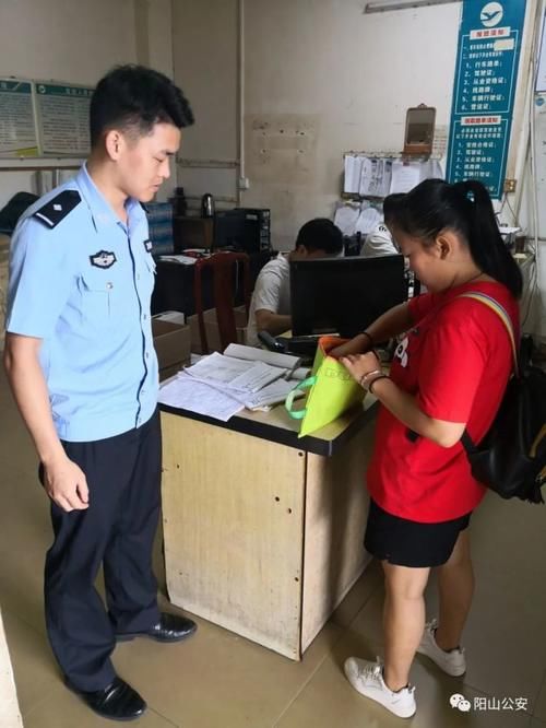  银行卡|【平安＋满意】几名群众遗失身份证、银行卡、手机等，蜀黍统统帮他们寻回