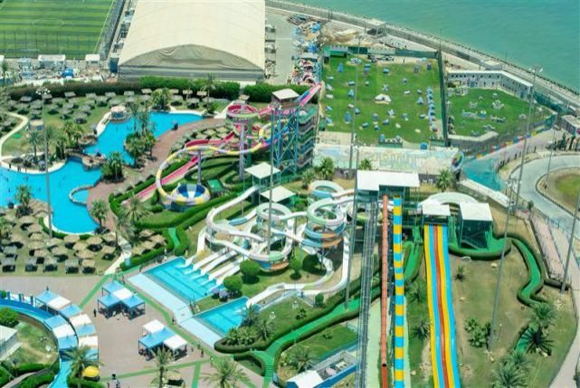  寻常|水上乐园半夜传出奇怪声响 警方从不寻常位置拉出一具男尸