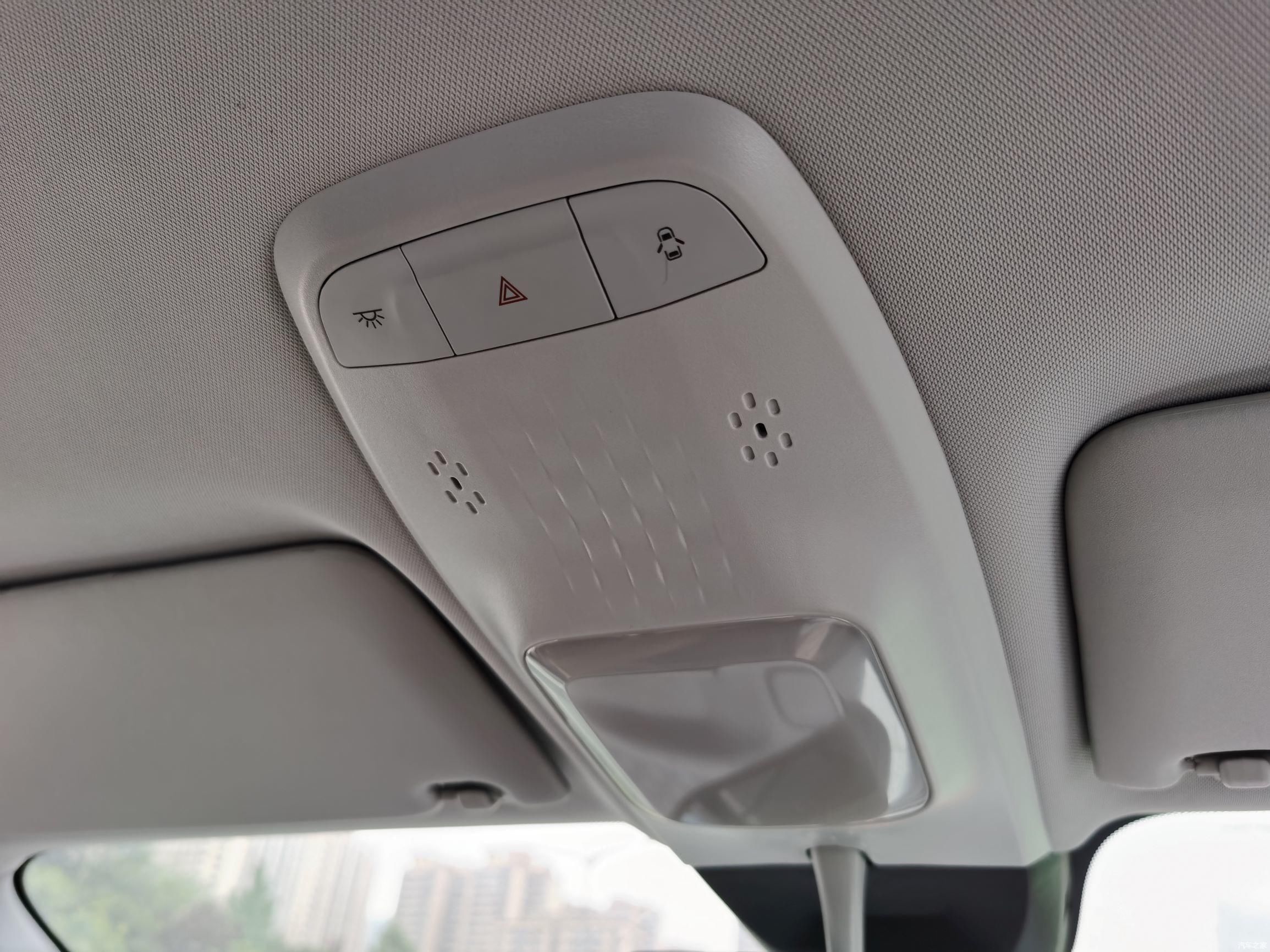  简单|让快乐来得更简单！体验新宝骏E300/E300 PLUS