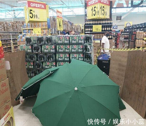 人命|家乐福员工猝死，用伞遮住继续营业，家属：人命不值钱