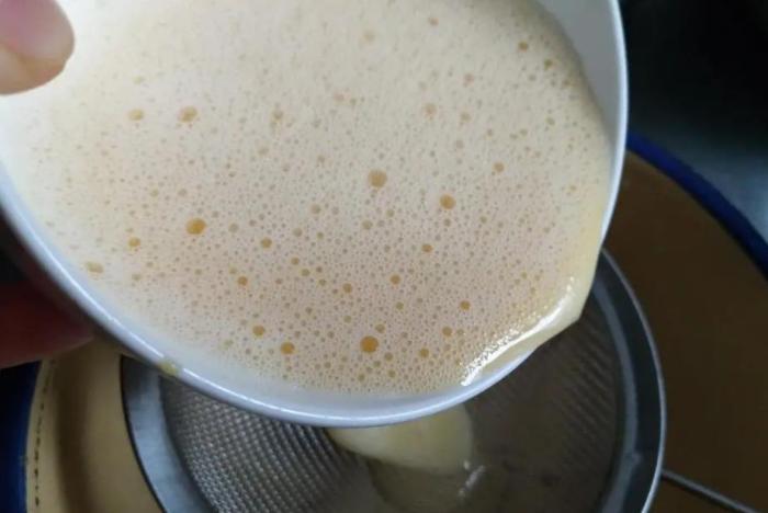 完美|完美的鸡蛋羹,色泽淡黄松软好嚼,比布丁还滑嫩