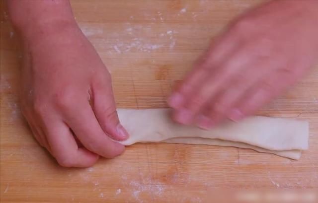  菜卷|这样用西葫芦做出的菜卷，每一层都裹满了馅料，吃起来非常的美味