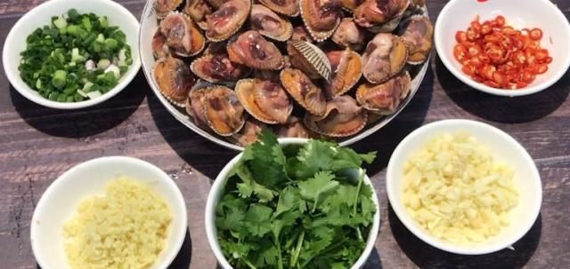 鲜滑|渔民教你正确吃血蛤,不腥不膻麻辣鲜滑,一口一个好吃到吸手指