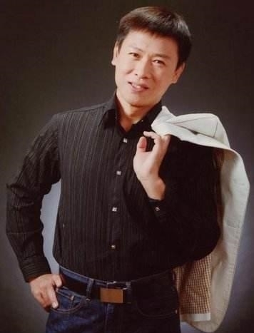 胡亚捷|胡亚捷与妻子3次离婚大战,为何不但没得逞反而还“割地赔款”?