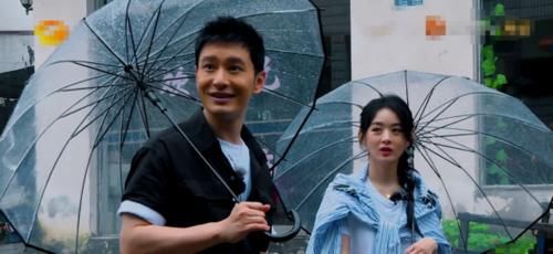  说出|《中餐厅》赵丽颖揽客遭拒！下意识说出一句话，网友：不装了！