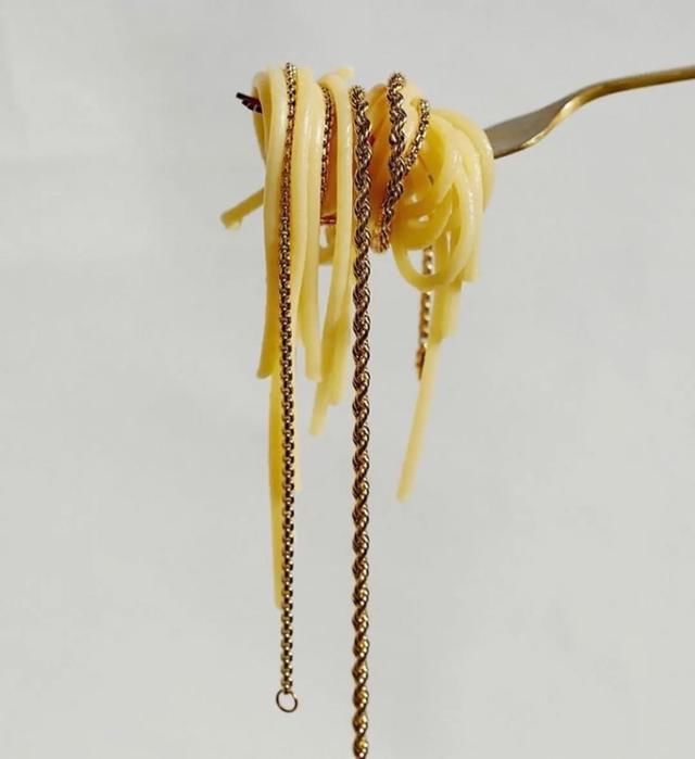  夏季|这条夏季限定的脚链，再不戴就晚了！