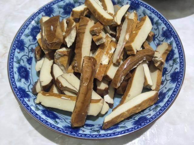 真香|冬瓜这样做太好吃了,加入2样配菜,?冬瓜清淡透明有营养,真香