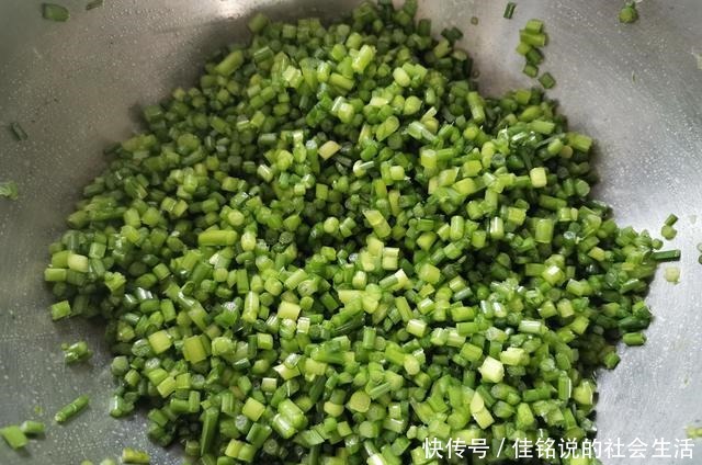 饺子|看到岳云鹏晒饺子,嘴馋在家做一锅,第一次尝试这种馅,太香了