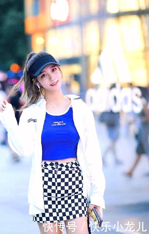 短裙|休闲显瘦的短裙,让人时尚起来,一般人比不了!