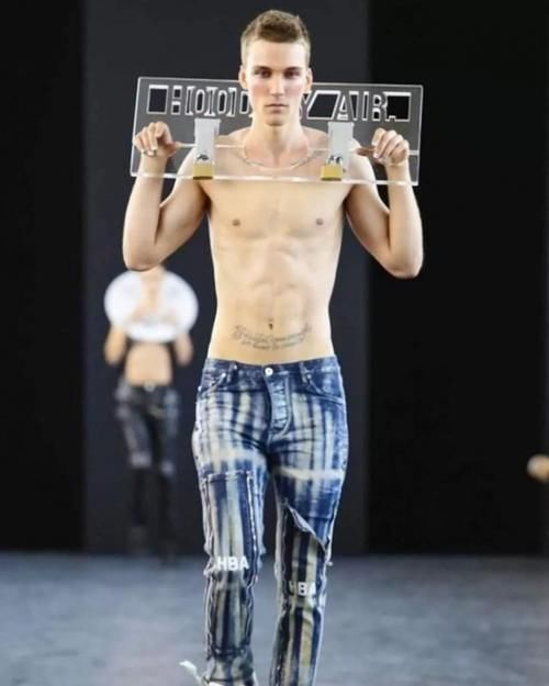  奇葩|正常人有点欣赏不来！28个令人窒息的奇葩时尚设计