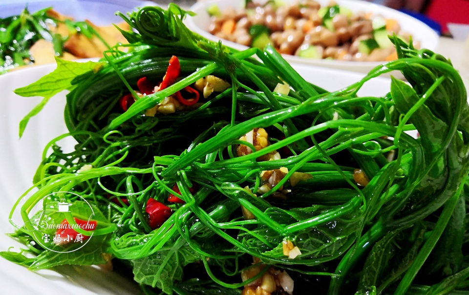  脆嫩|大热天，此菜贼抢手，遇到我从不还价，清爽脆嫩，晚餐吃一些好