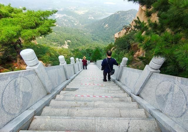  奇观|抓住夏天的小尾巴，新甫山山水有奇观