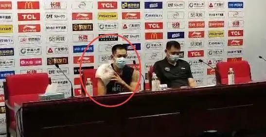  山东|巩晓彬总结出局无奈球队现状，张庆鹏回应是否退役