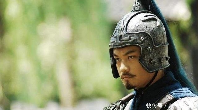 要跟关羽|庞德为何死战关羽？临死大骂刘备是庸才？他其实是在替2个人出气