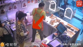 偷走|辣眼睛！女子将40元烤鸭塞进裤裆偷走，监控抓个正着…