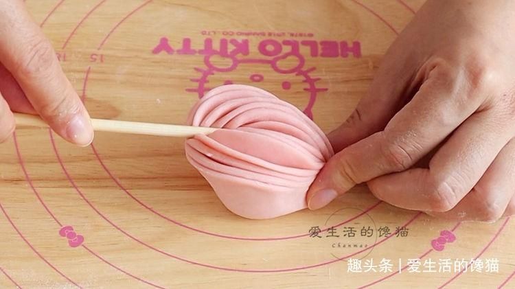 红丝绒液|蒸馒头时，该用碱面还是白糖，想要馒头松软好吃，不了解可别乱用