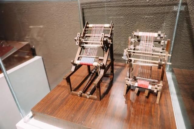 丝绸|“隐秘的角落”第二弹,你的家门口或许就隐藏着“诗与远方”