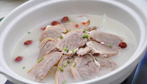 我国|我国哪里的羊汤最好喝?这“三地”比较出名,吃法各有千秋