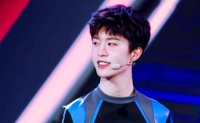  青春|高以翔事件后，《青春环游记2》被曝存在风险，景区被封仍在录制