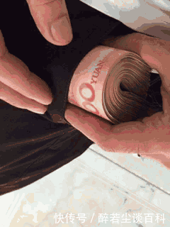 穿着|妹子，你的腿真长啊，但穿着短裤就别这么坐了，尴尬！