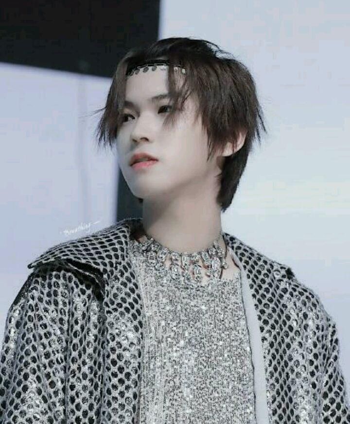  李希侃|参加偶像练习生被淘汰，参加少年之名却断层第一，节目却很糊