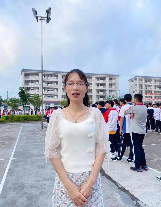  募捐活动|环江这所高中为被截肢的10岁小女孩做了这事